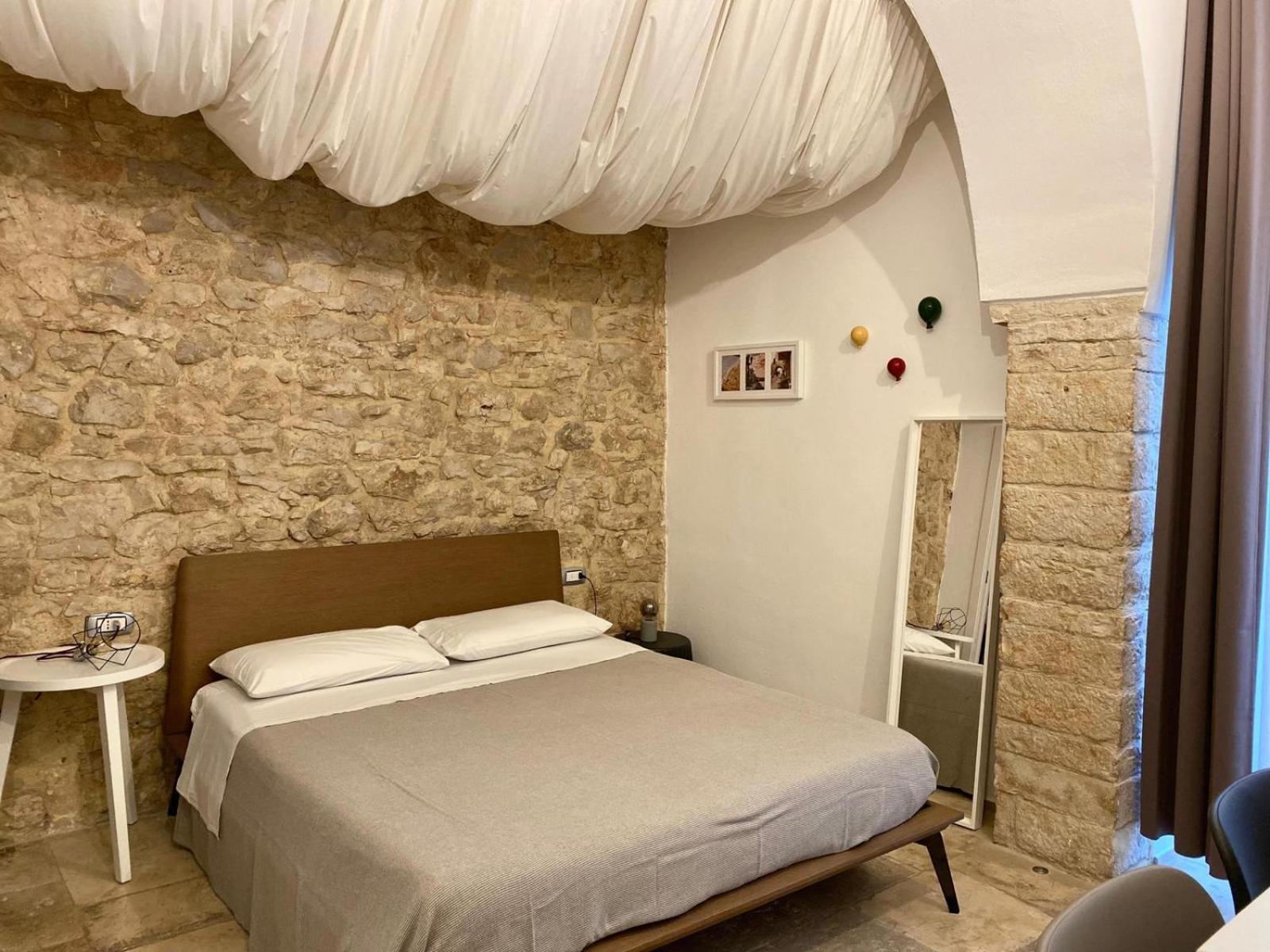Altrelli Rooms Corato Exterior foto